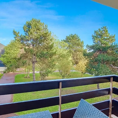 Appartement Deux Pièces élégant Avec Vue Sur Parc - Plage&centre-ville à Pied Cabourg