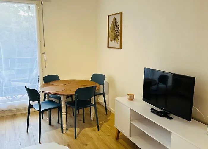 דירה Deux Pieces Elegant Avec Vue Sur Parc - & Centre-ville A Pied *